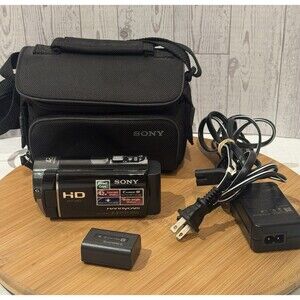 Sony HDR-CX130 Handycam HD Camcorder Black Bundle W Adapter Etc. Working ￼